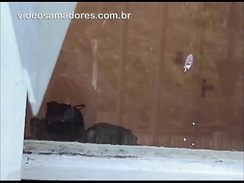 ❤️ Home cachondo mirando á súa moza con outro mozo, gravando un vídeo de carallo sen molestar á parella ️ Só porno en % gl.rexporn-com.ru % ❌️